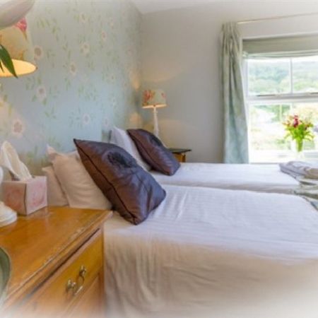 The Highdown Inn Totland Екстериор снимка